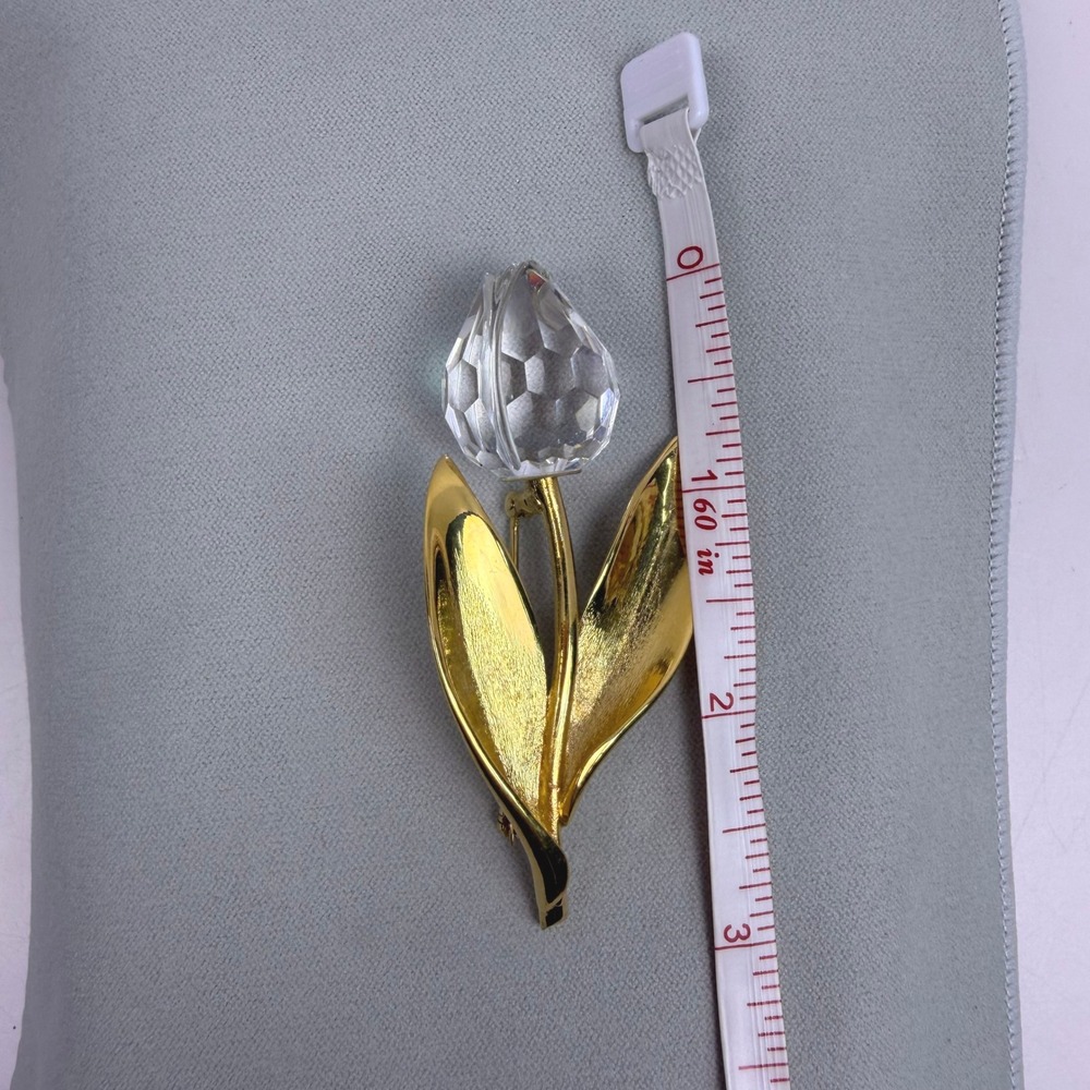 Swarovski Vintage Glam Crystal Cottagecore Womens Tulip Brooch Gold Tone Metal